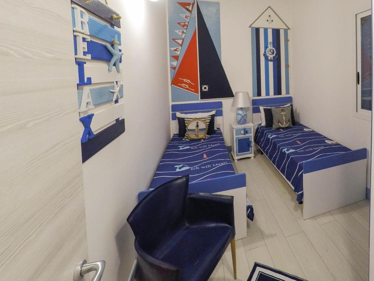 La Casa In Riva Al Mare Villa Аугуста Екстериор снимка