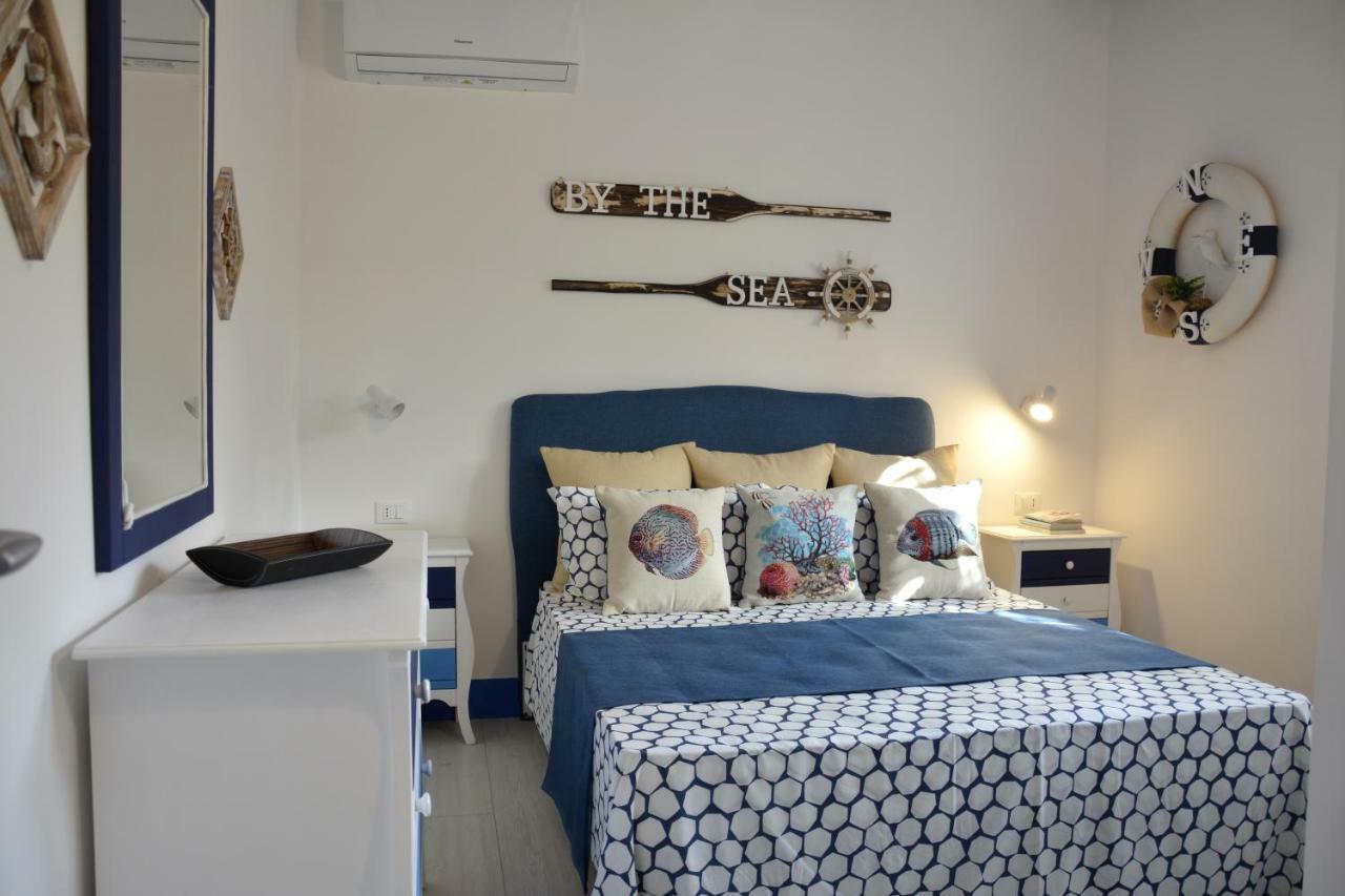 La Casa In Riva Al Mare Villa Аугуста Екстериор снимка