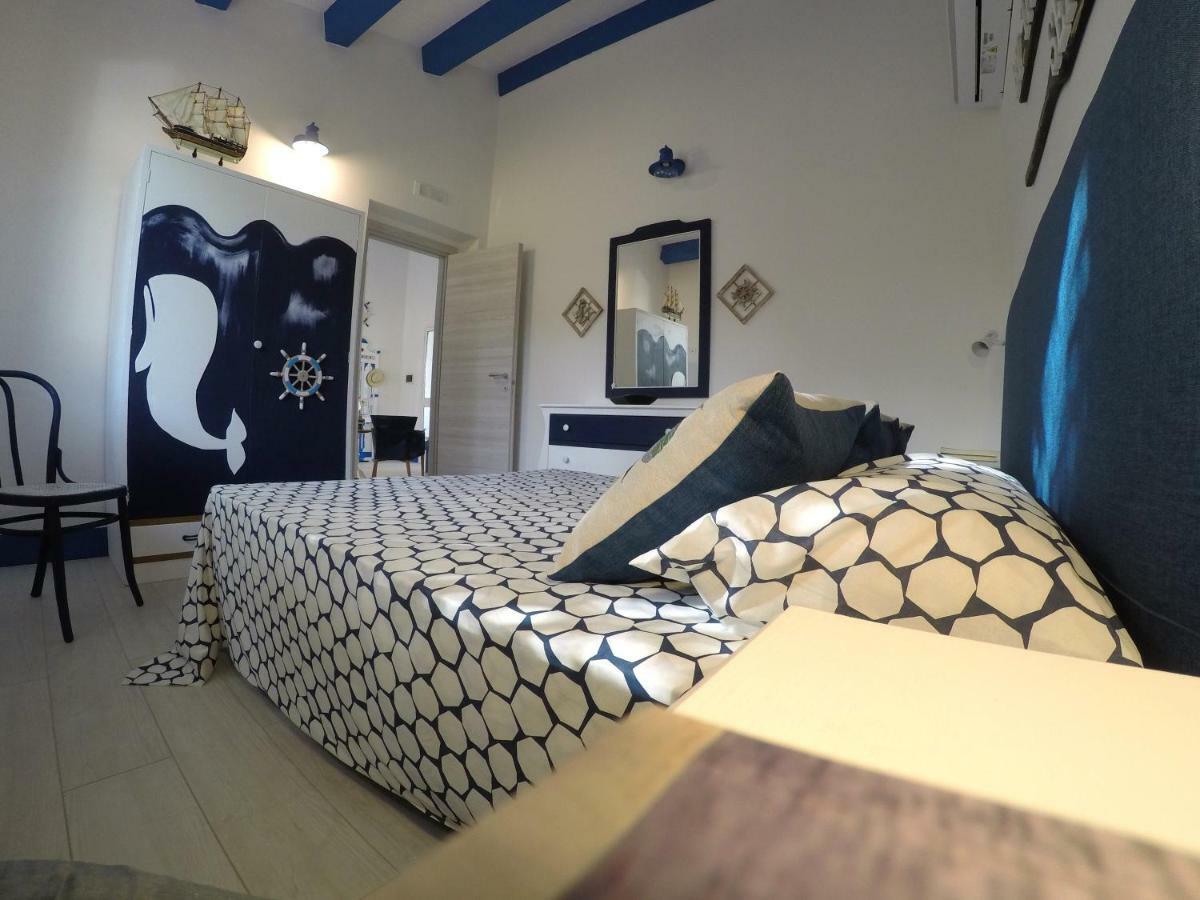 La Casa In Riva Al Mare Villa Аугуста Екстериор снимка