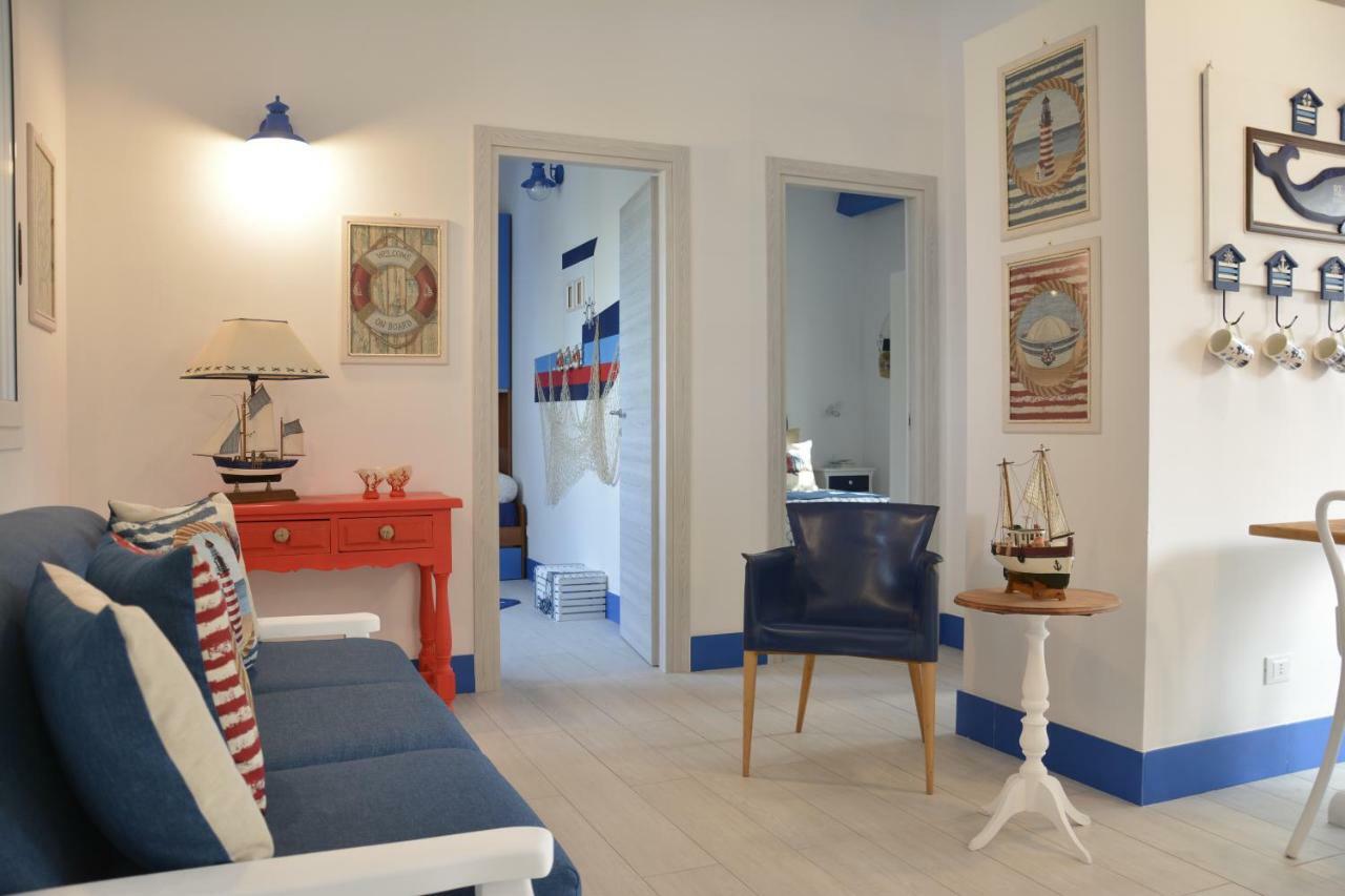 La Casa In Riva Al Mare Villa Аугуста Екстериор снимка
