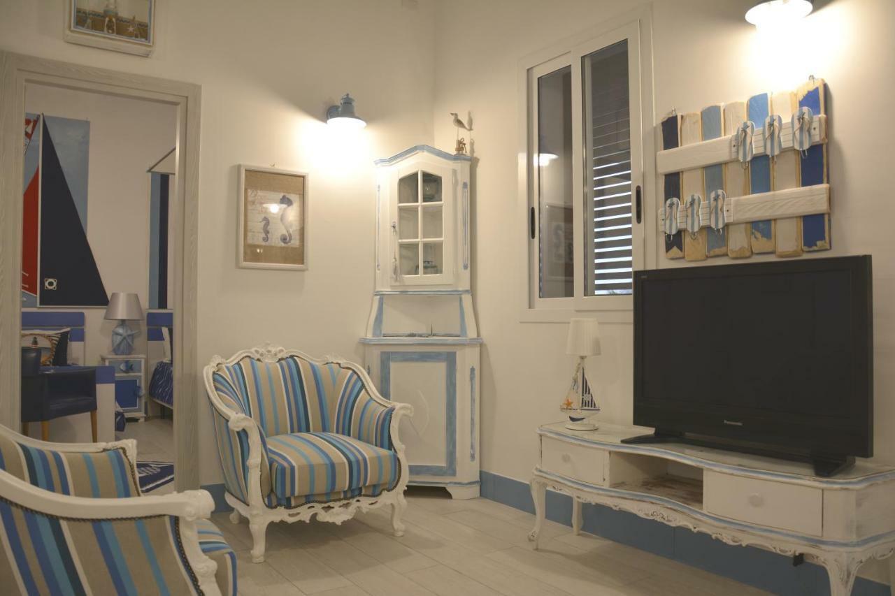 La Casa In Riva Al Mare Villa Аугуста Екстериор снимка